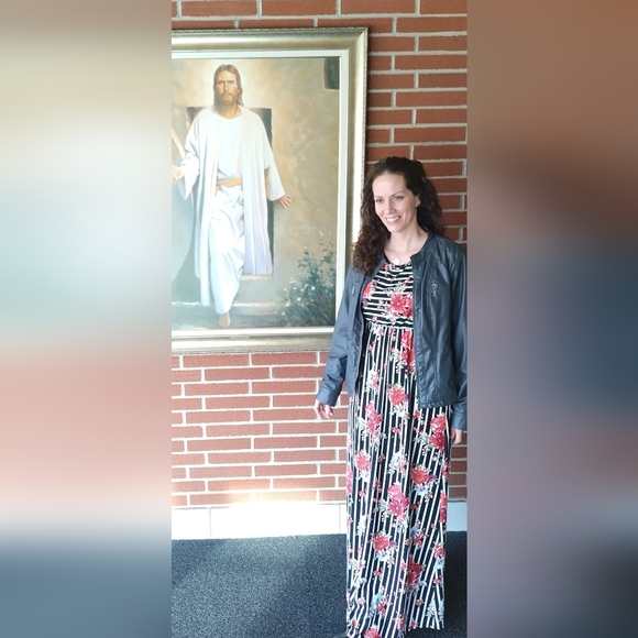 Meet your Posher, Virginia - Picture 2 of 3